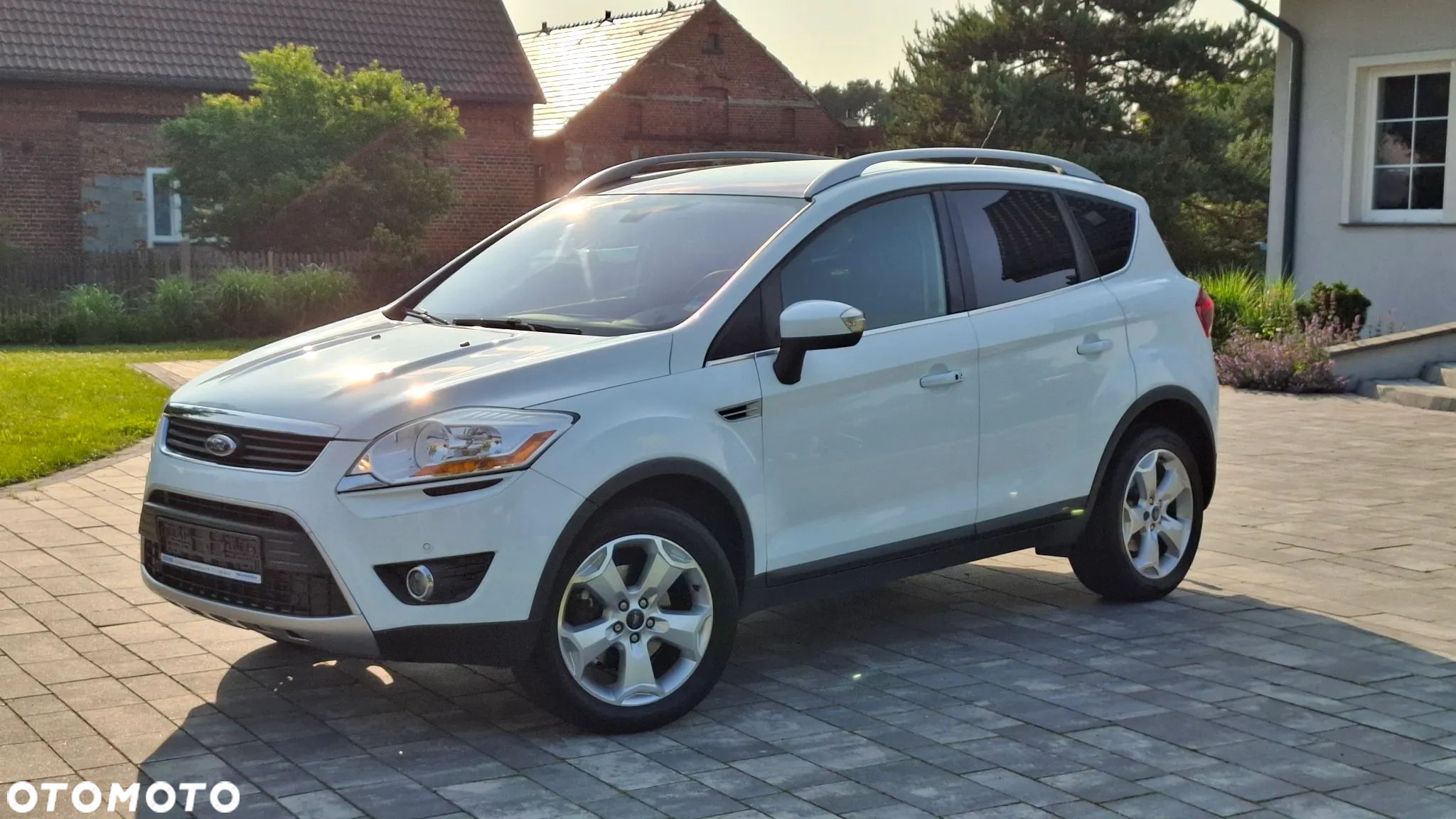 Ford Kuga 2.0 TDCi 4WD Titanium - 1