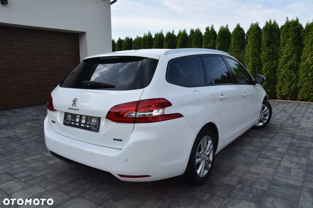 Peugeot 308 1.6 BlueHDi Allure S&S - 3