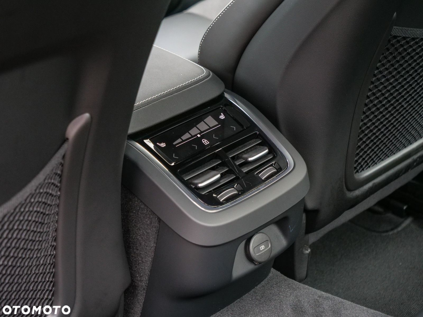Volvo S60 - 18
