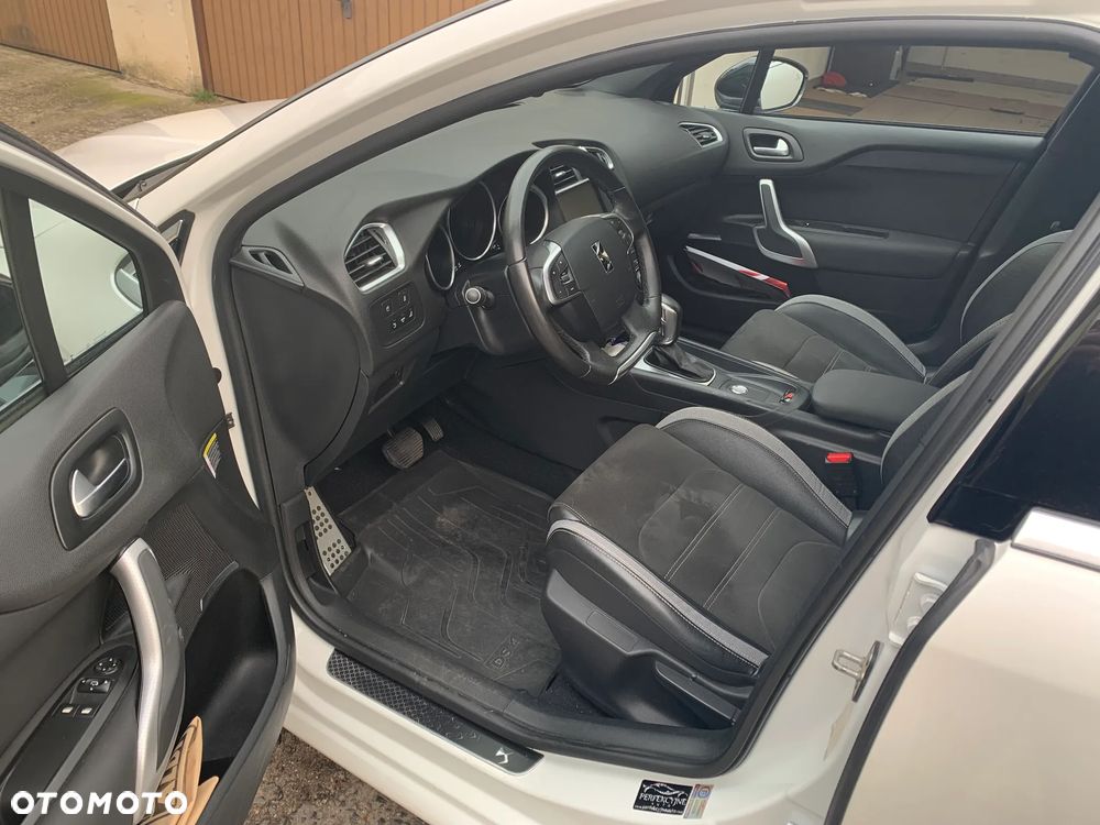 DS Automobiles DS 4 - 14