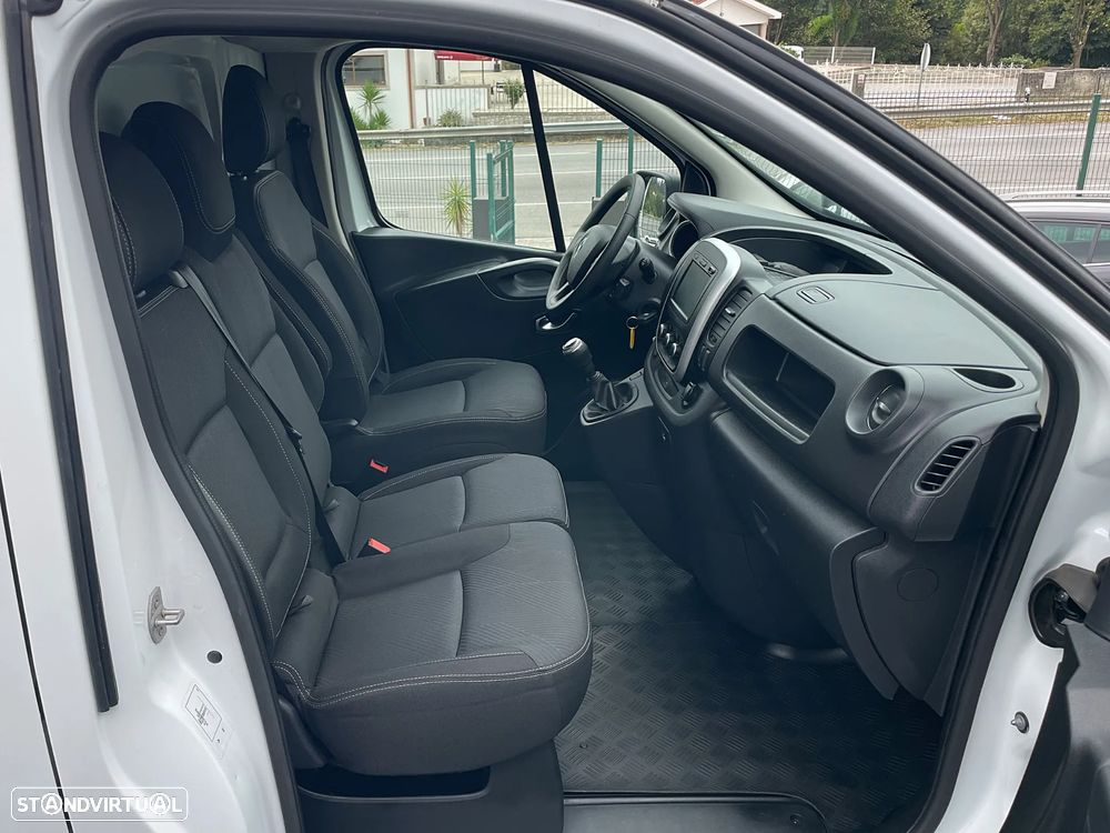 Renault Trafic 2.0 dCi IVA Dedutível - 19