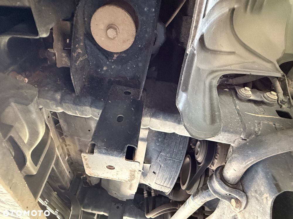 RAM 1500 Crew Cab Shortbed Laramie - 28