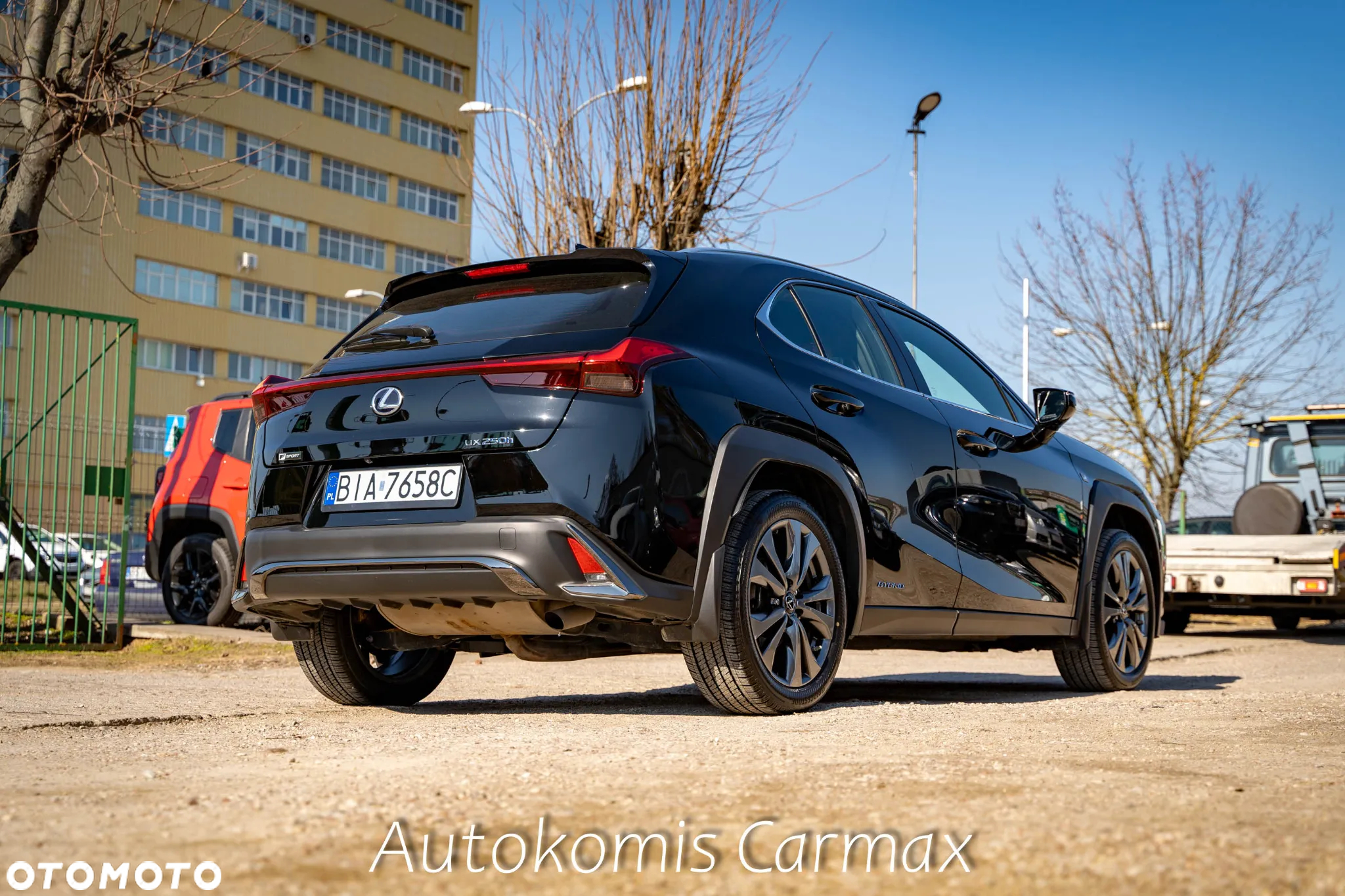 Lexus UX - 7