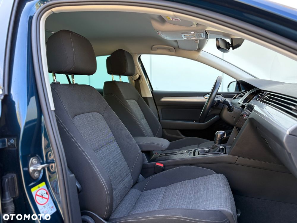 Volkswagen Passat 1.5 TSI EVO Business DSG - 33