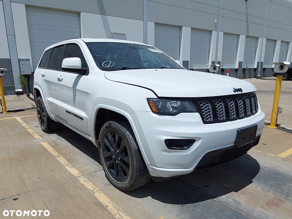 Jeep Grand Cherokee - 2