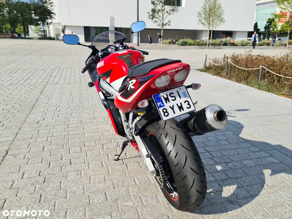 Yamaha YZF - 6