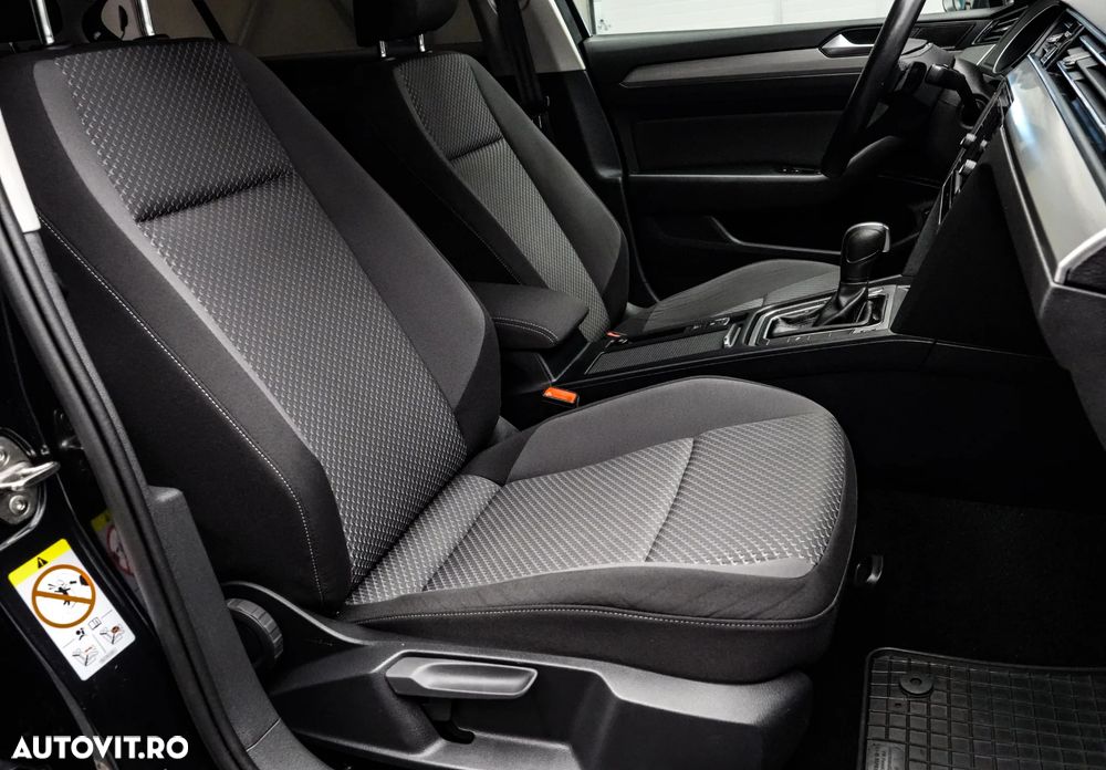 Volkswagen Passat 1.5 TSI ACT DSG Comfortline - 14