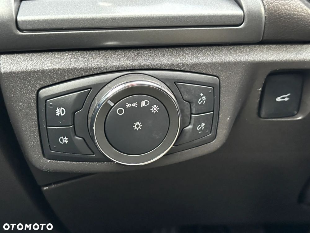 Ford Mondeo 2.0 EcoBlue Titanium - 25