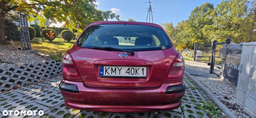 Nissan Almera 2000 photo 4