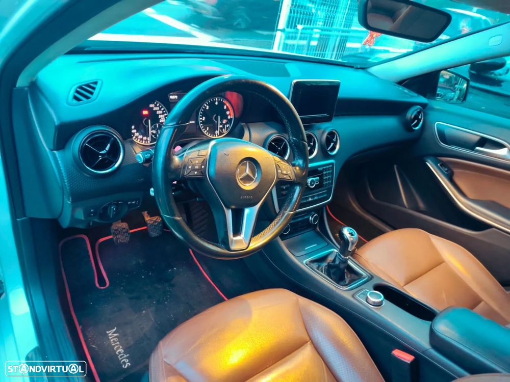 Mercedes-Benz A 180 CDi BE Urban - 14