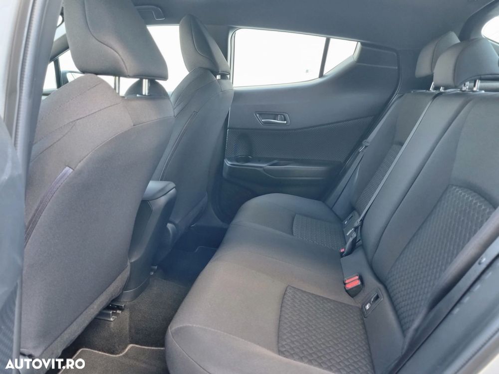 Toyota C-HR 2.0 HSD 184 CP 4x2 CVT Style - 11