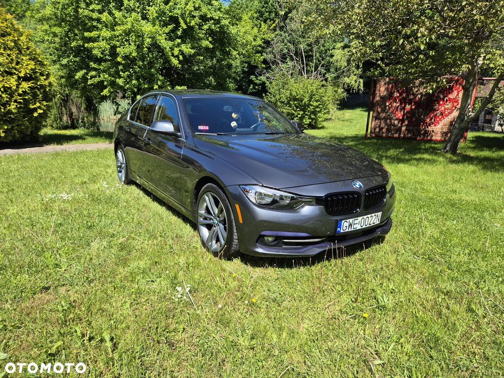 BMW Seria 3 330i Edition Luxury Line Purity - 1