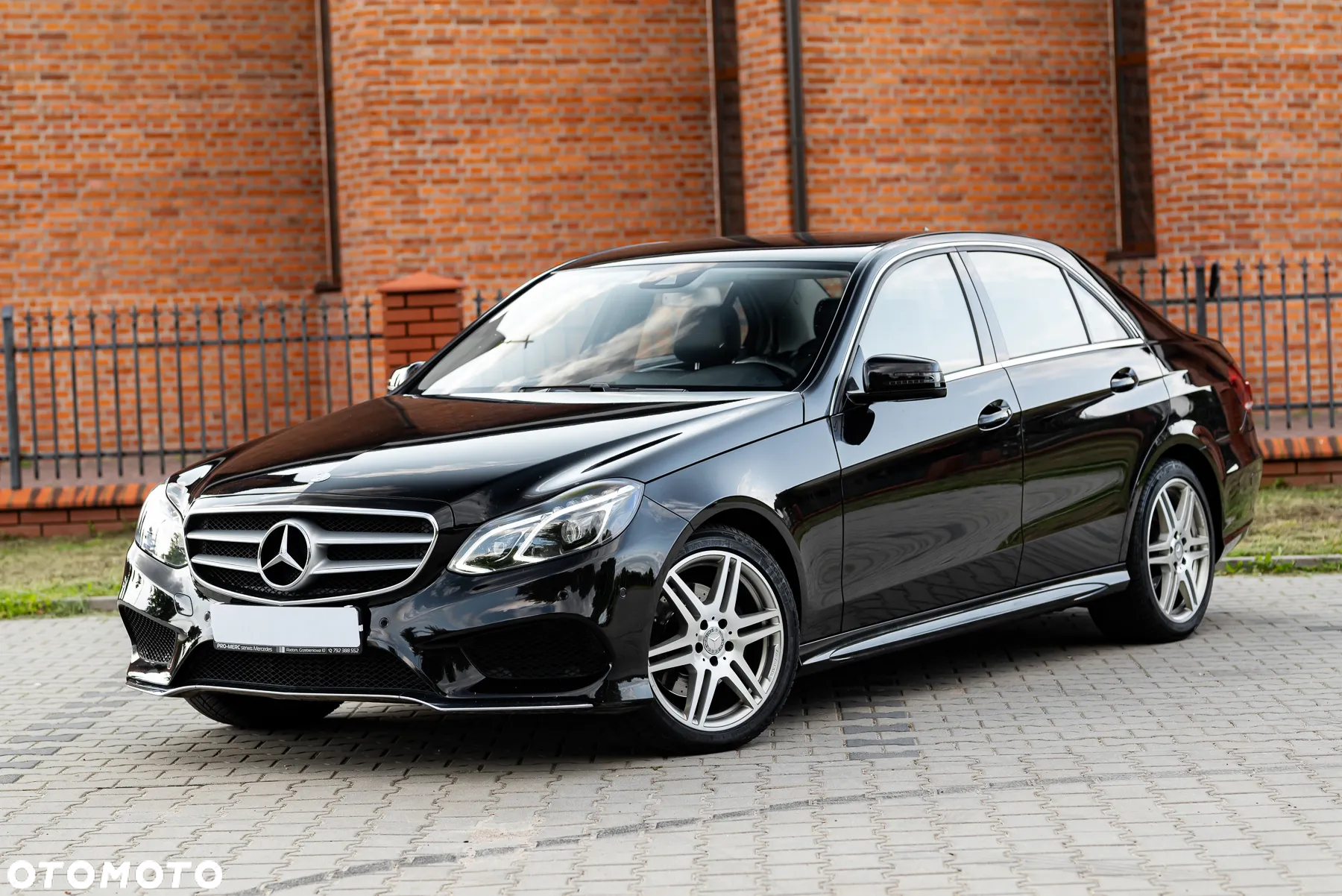 Mercedes-Benz Klasa E 220 BlueTEC 4-Matic Avantgarde - 2
