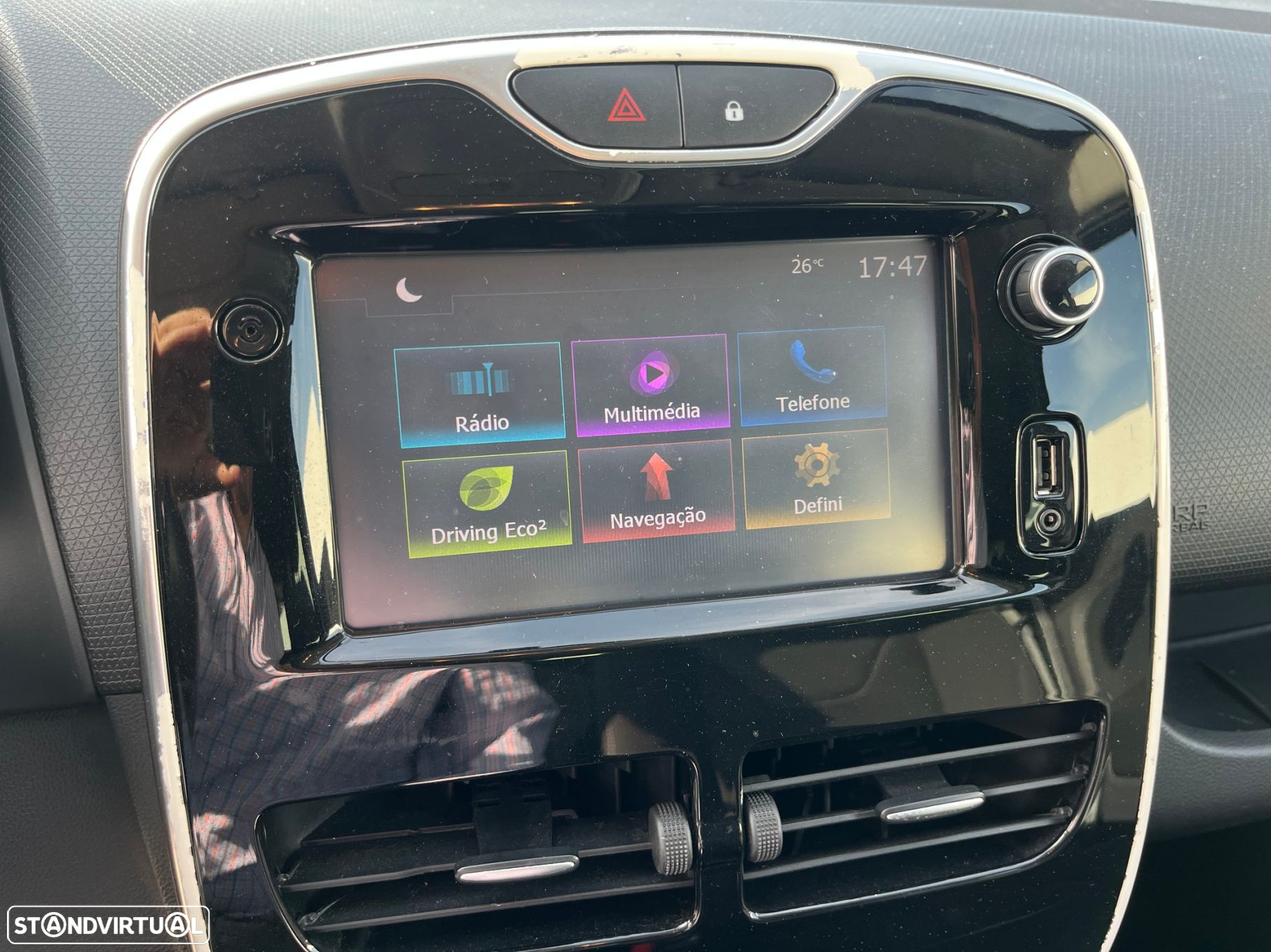 Renault Clio Sport Tourer 1.5 dCi Dynamique S EDC - 19