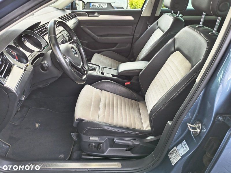 Volkswagen Passat - 13