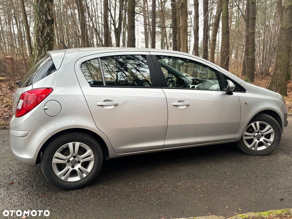 Opel Corsa - 12