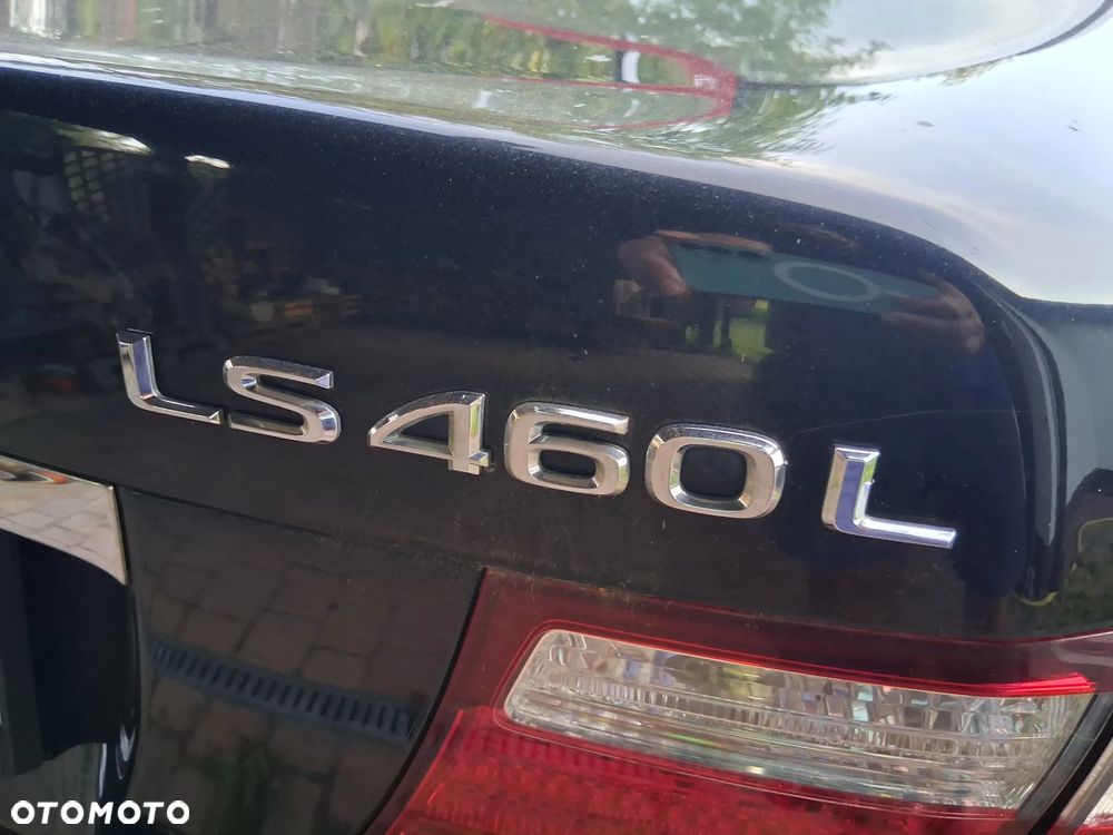 Lexus LS - 29