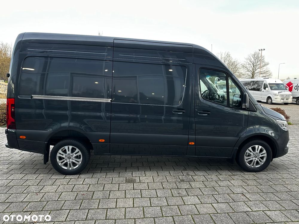 Mercedes-Benz Sprinter - 5