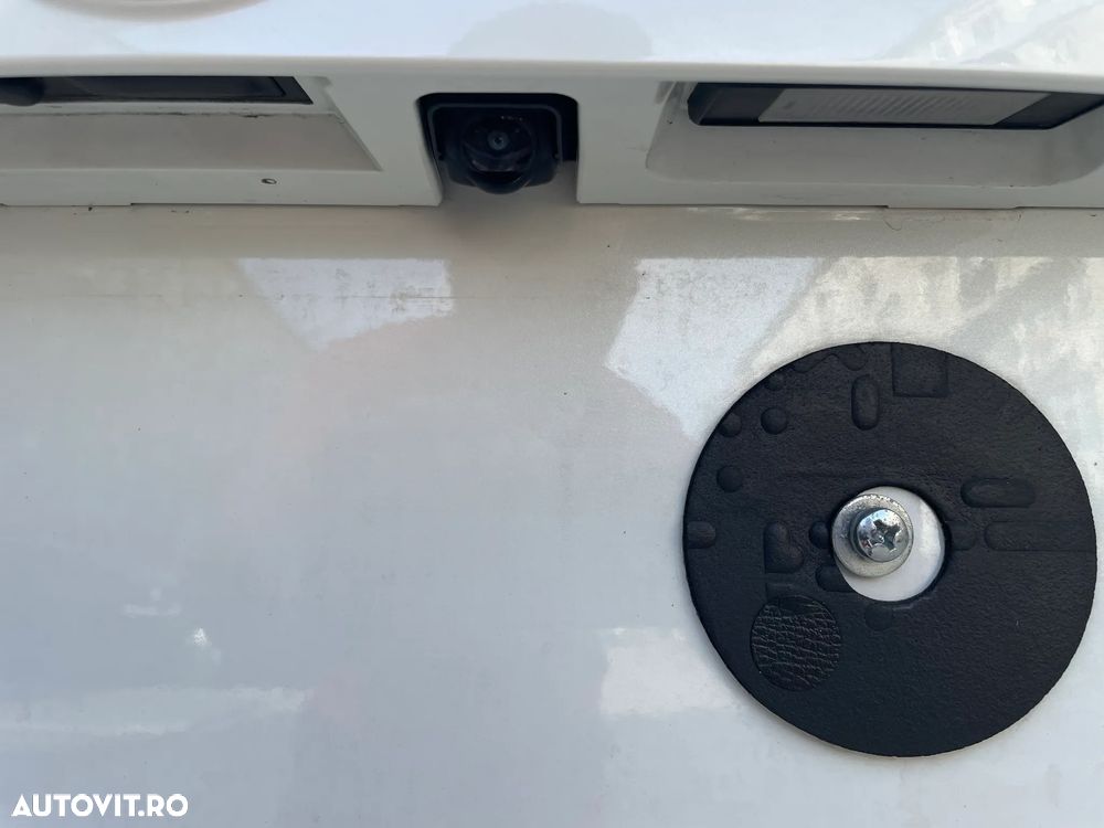 Nissan Qashqai 1.6 DCI Xtronic TEKNA+ - 11