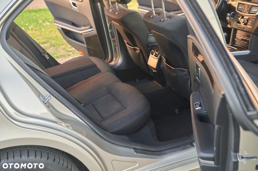 Mercedes-Benz Klasa E 200 CDI - 28