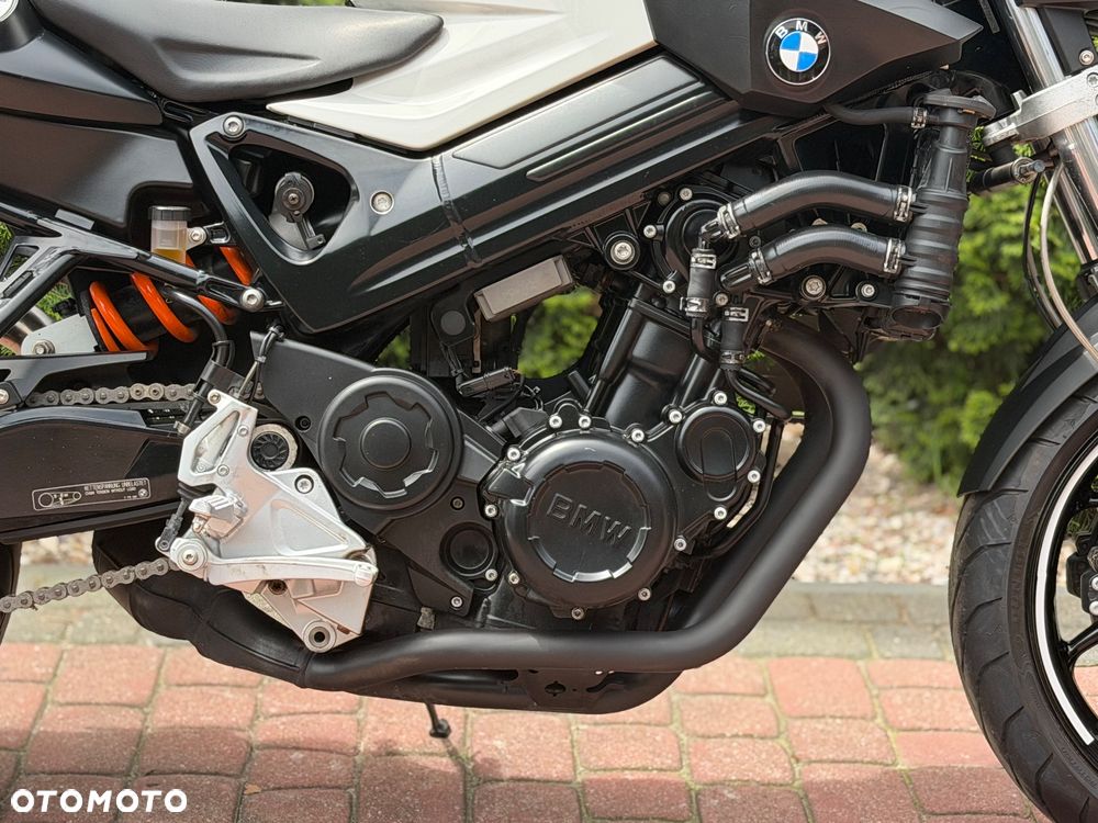 BMW F - 13
