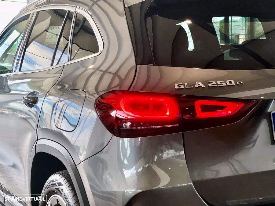 Mercedes-Benz GLA 250 e 8G-DCT AMG Line - 7