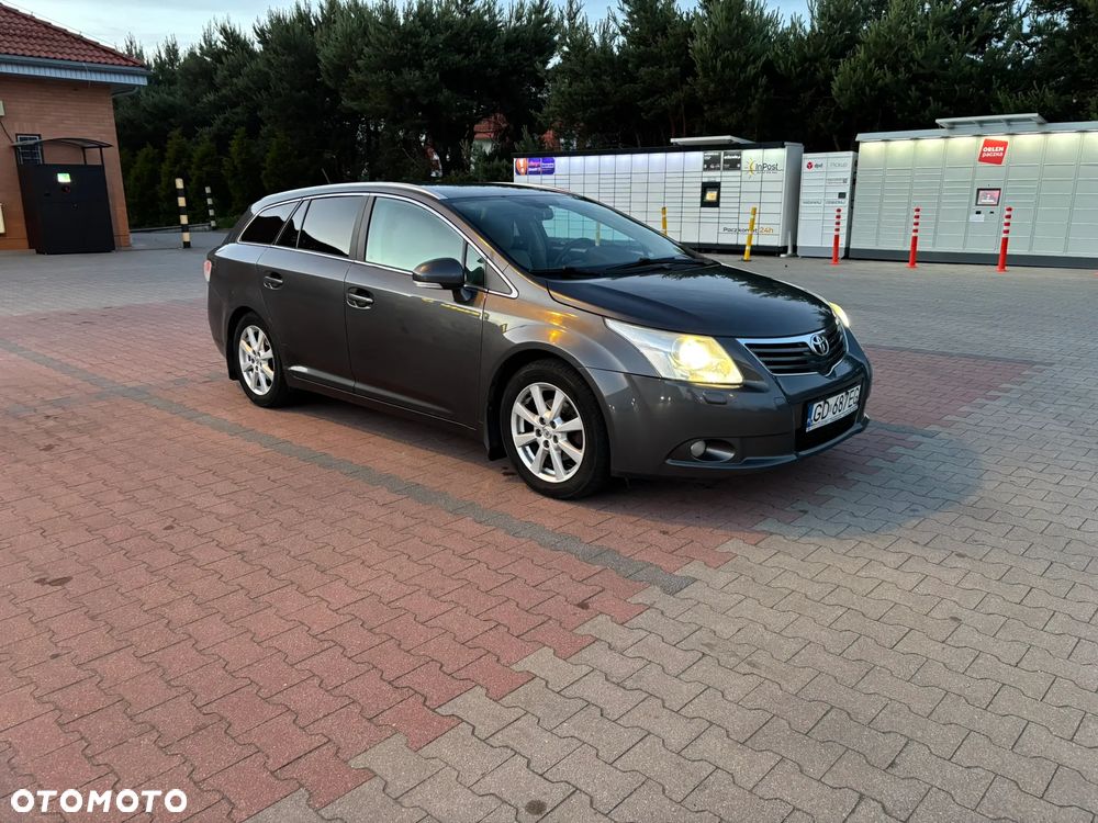 Toyota Avensis 2.0 Sol EU5 MS - 1