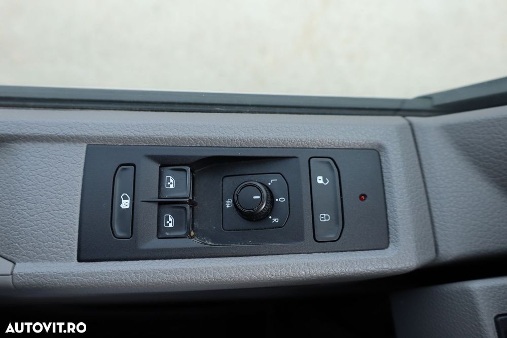 Volkswagen Transporter - 14