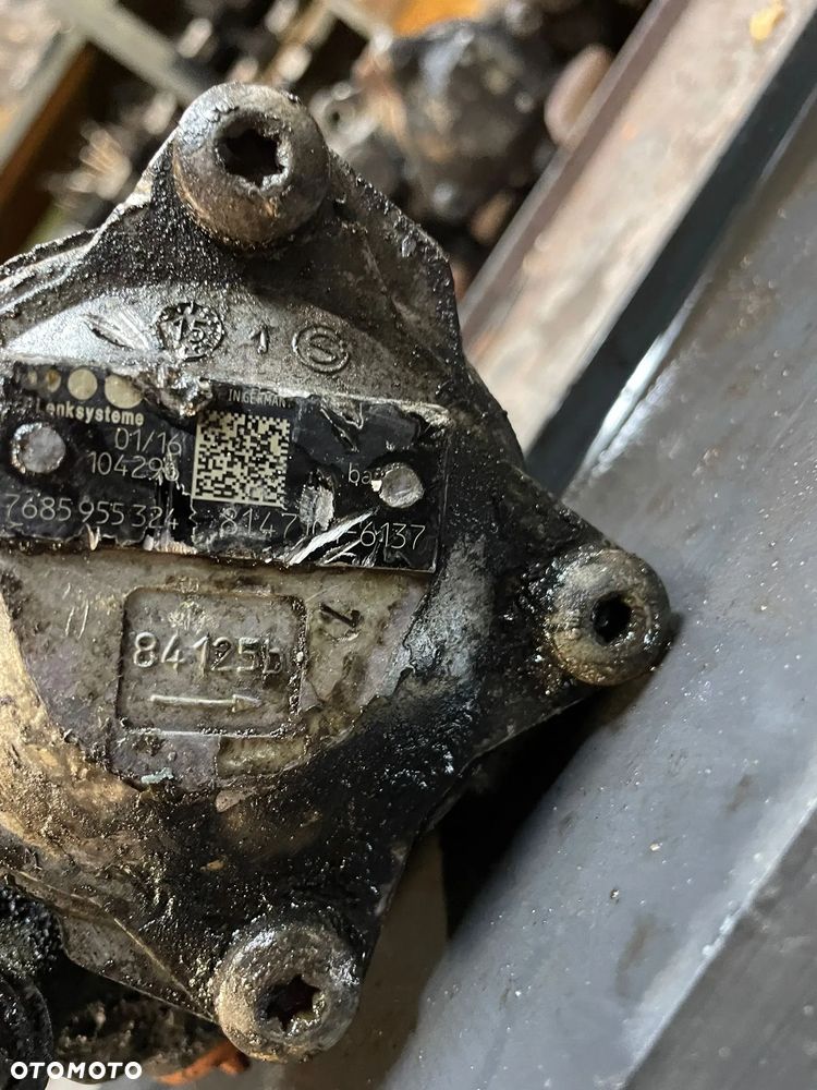 Pompa wspomagania układu kierowniczego Bosch 81.47101-6183 różne numery - 5