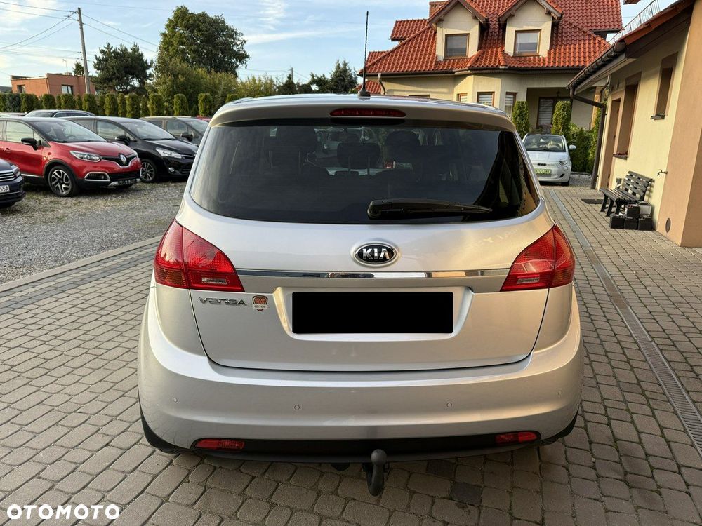 Kia Venga 1.6 CVVT Dream Team Edition - 8