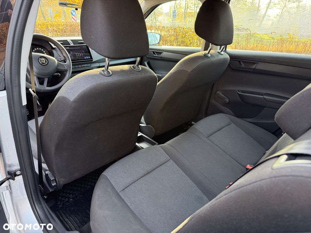 Skoda Fabia 1.0 TSI Active - 16