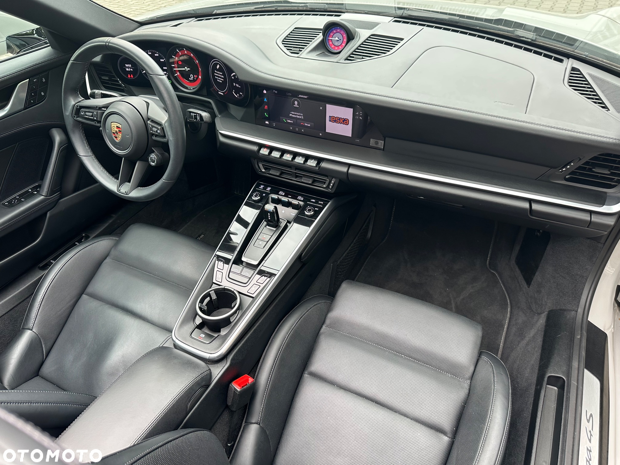 Porsche 911 Targa 4S - 13