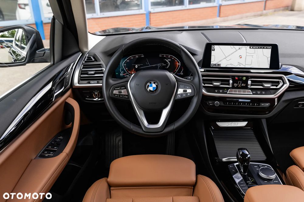 BMW X3 sDrive18d Advantage - 24
