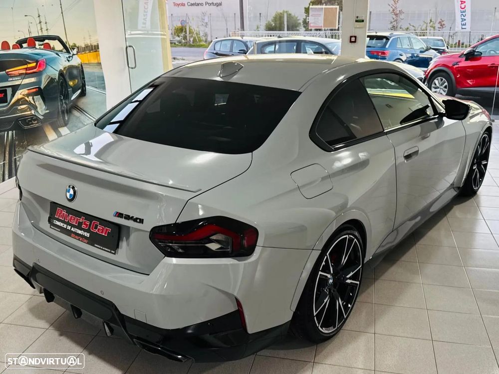 BMW M240i xDrive Auto - 14