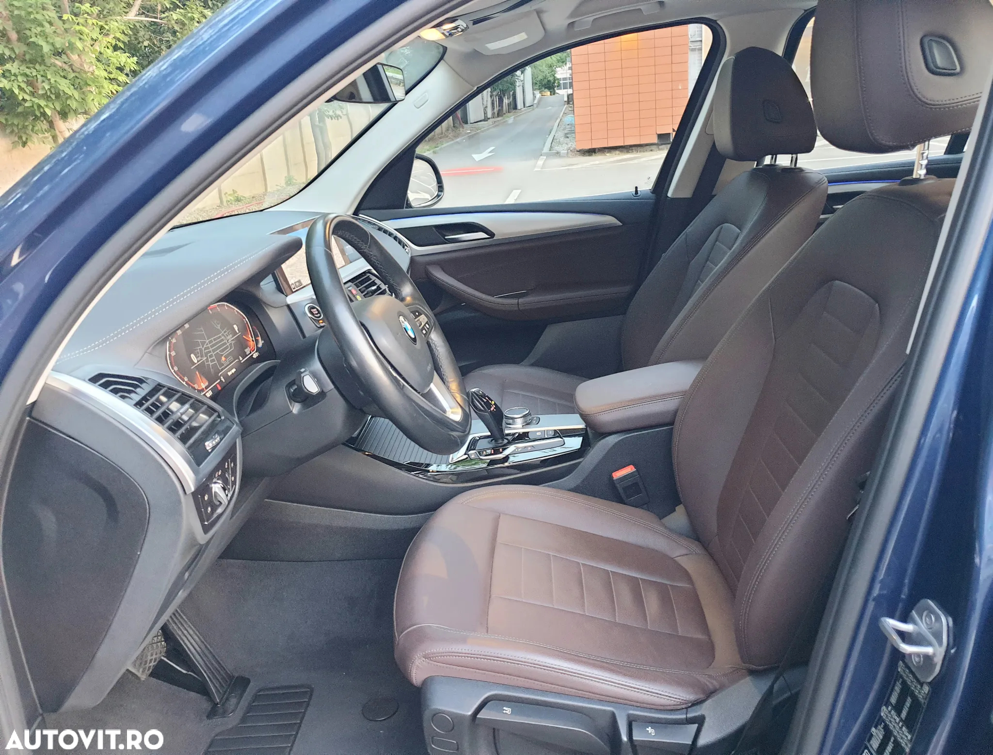 BMW X3 xDrive20d AT Luxury Line - 7