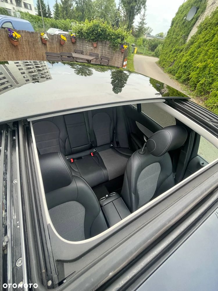 Mercedes-Benz Klasa C 220 d 4Matic 9G-TRONIC - 28
