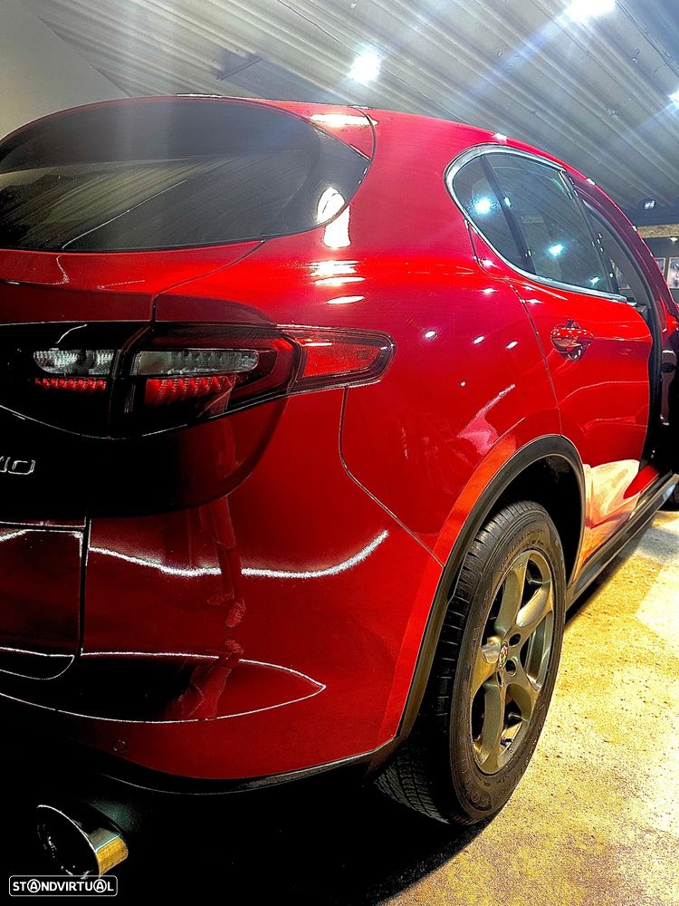 Alfa Romeo Stelvio - 5