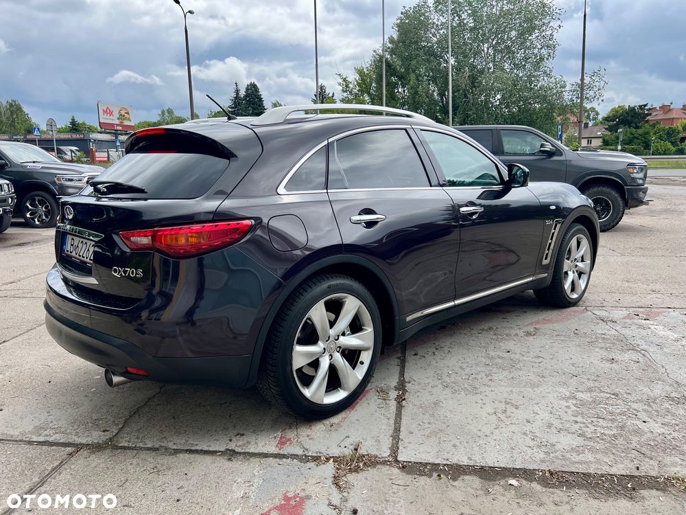 Infiniti QX70 3.0d S Premium - 6