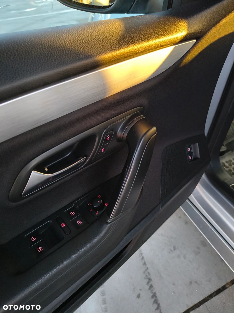 Volkswagen CC 2.0 TDI DPF BMT - 17