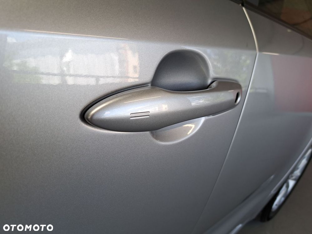 Toyota Corolla 1.8 Hybrid Comfort - 32