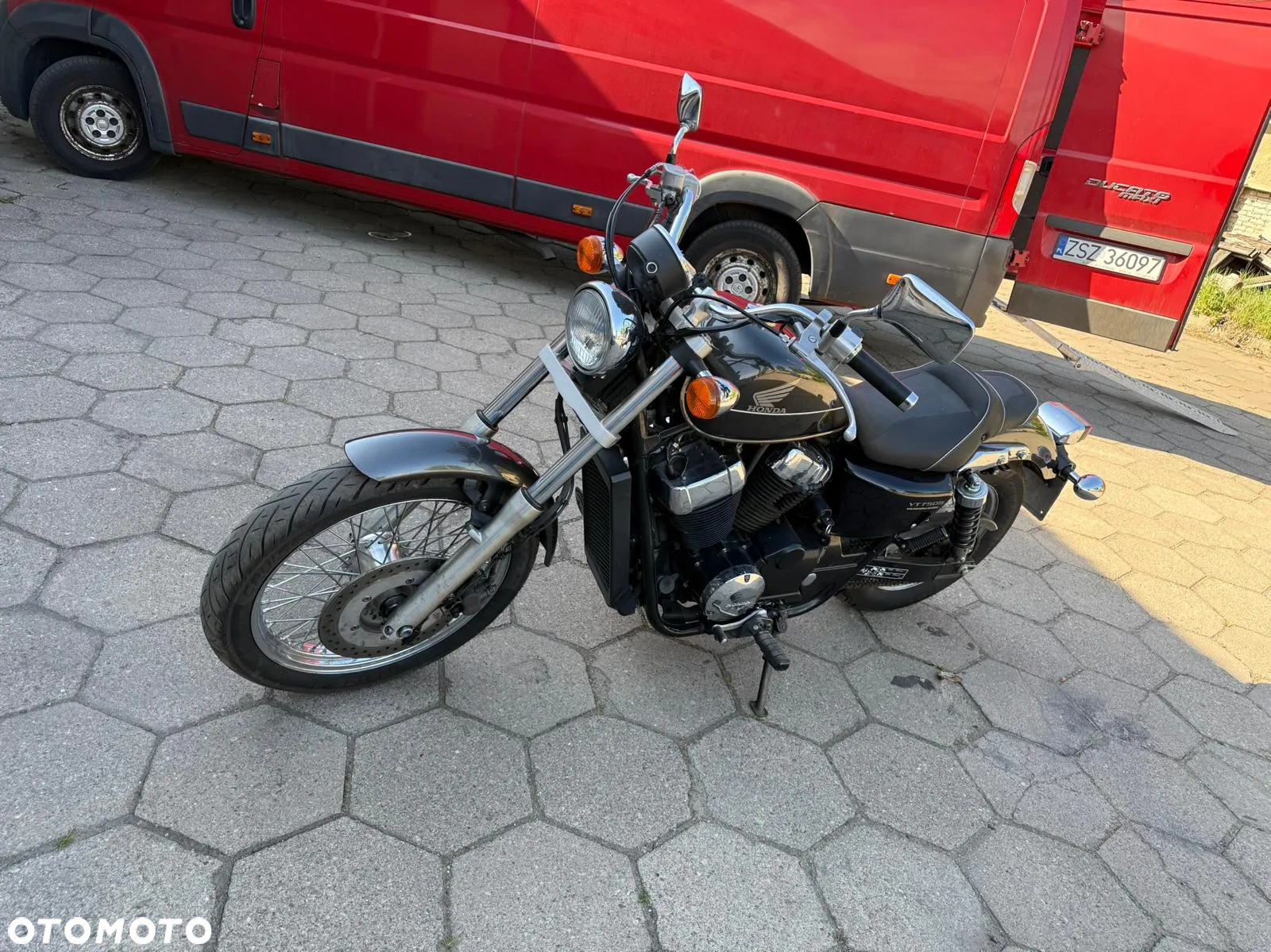 Honda VT - 9