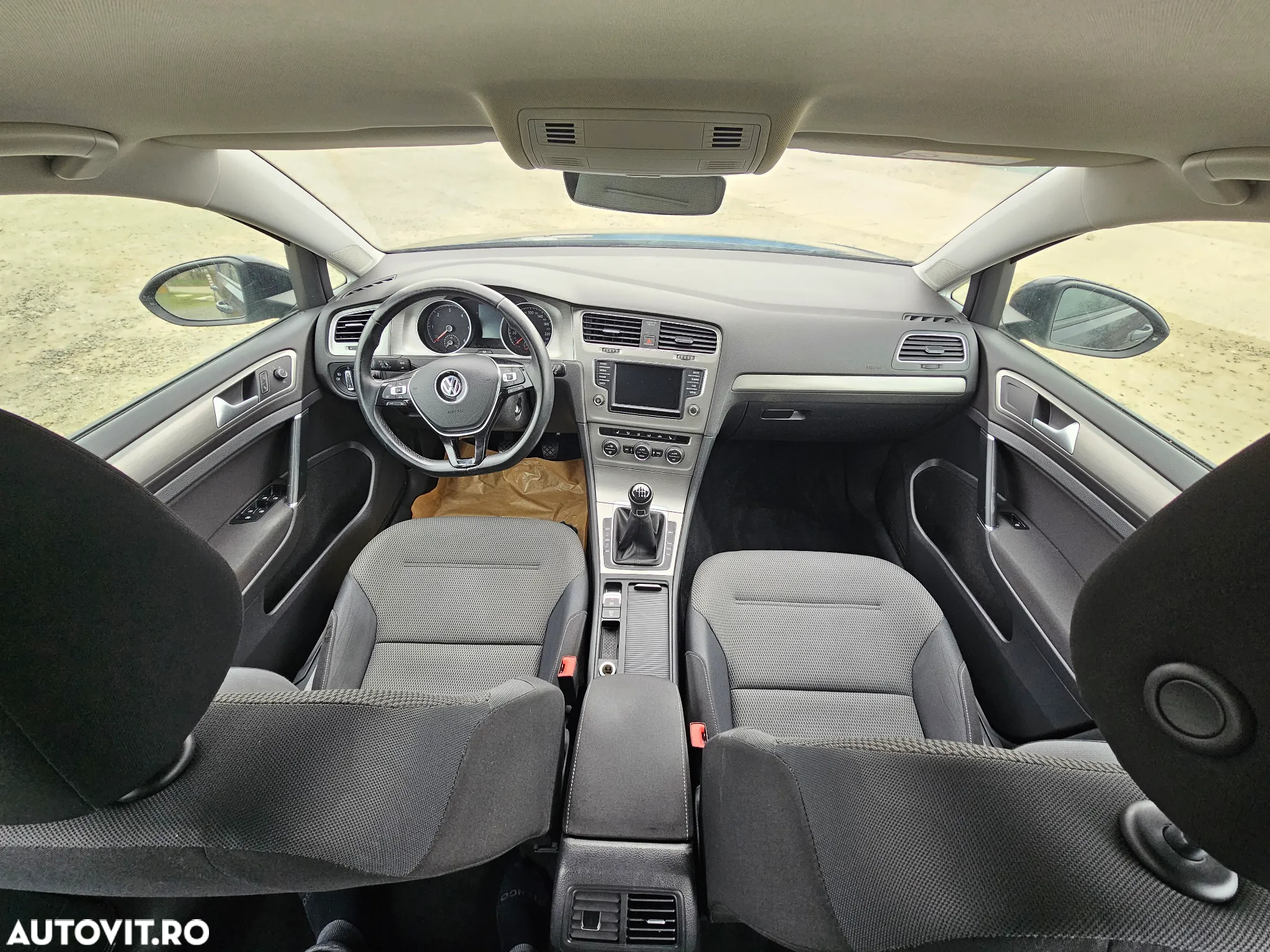 Volkswagen Golf 1.6 TDI 4Motion BMT Comfortline - 7