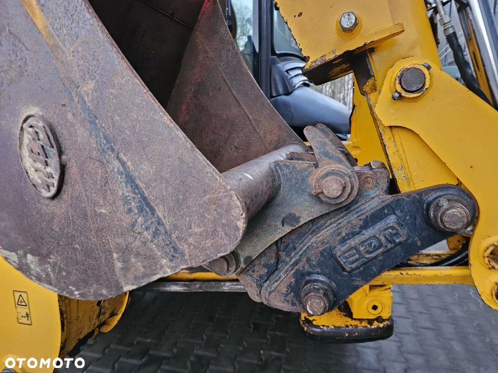 JCB 3CX Contractor 110kM - 12