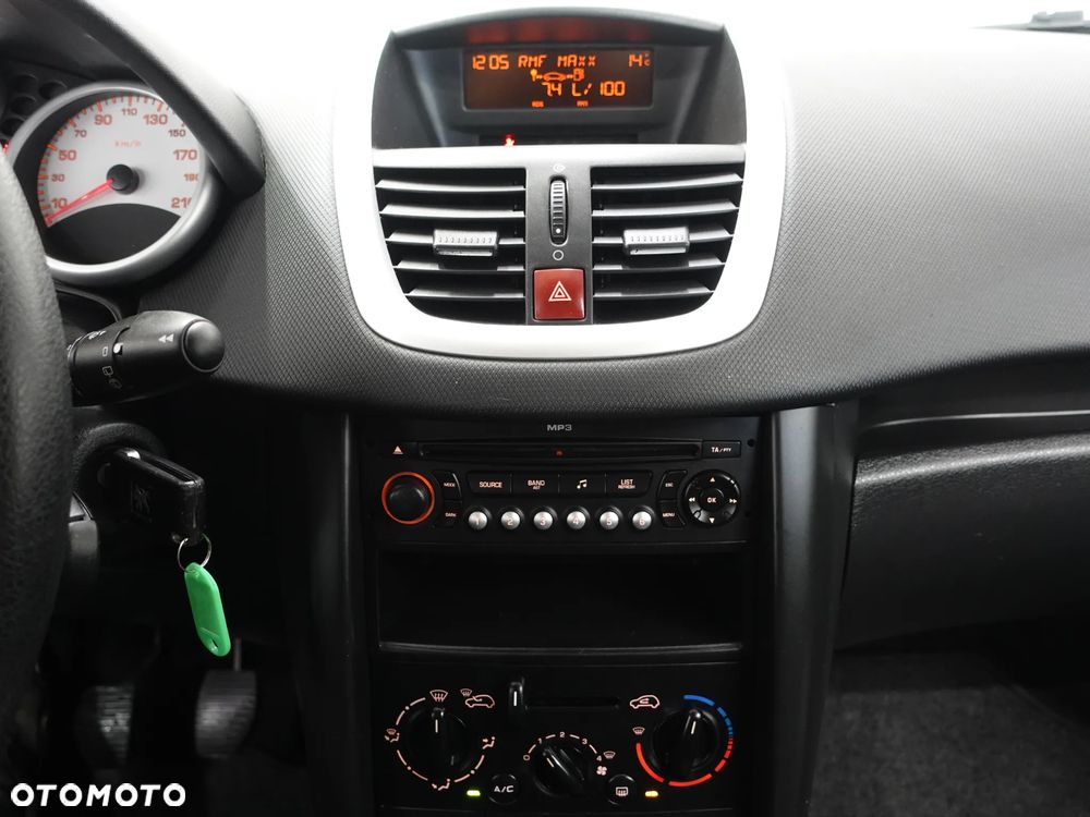 Peugeot 207 95 VTi Urban Move - 31