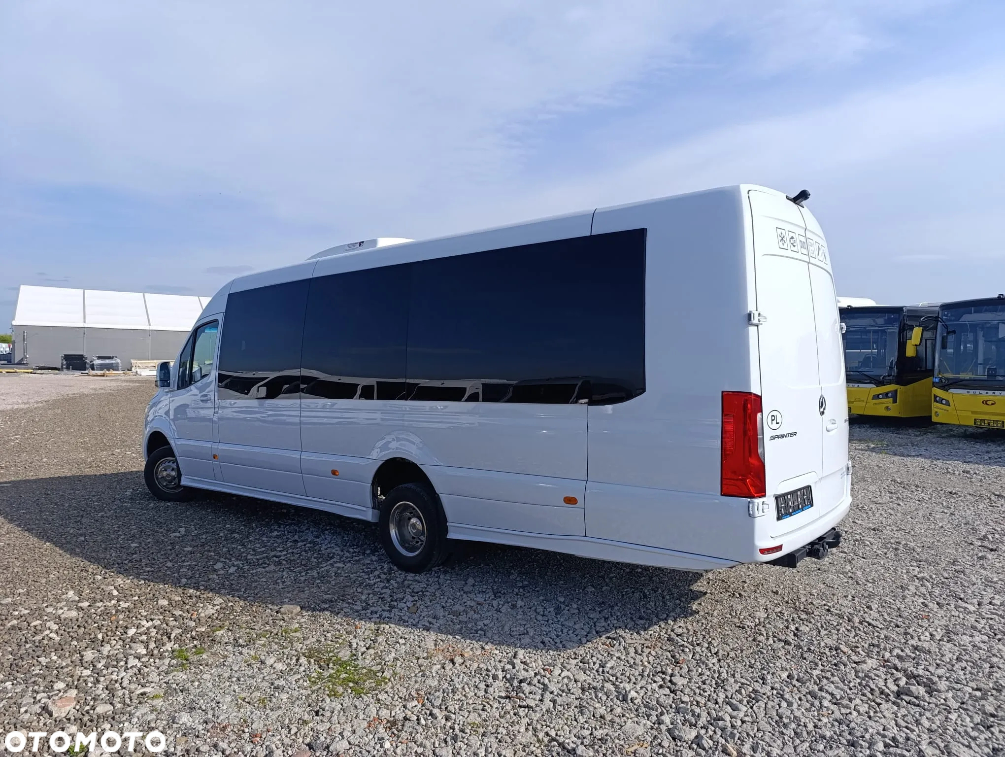 Mercedes-Benz Sprinter 517 - 9