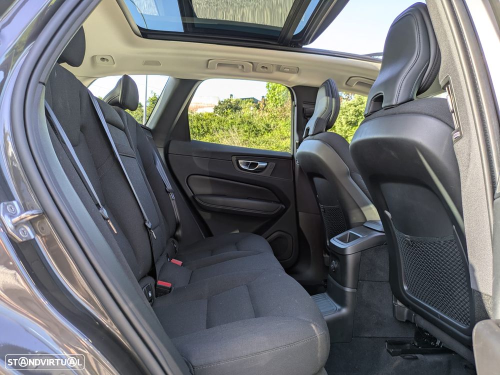 Volvo XC 60 2.0 T6 PHEV Inscription AWD - 24