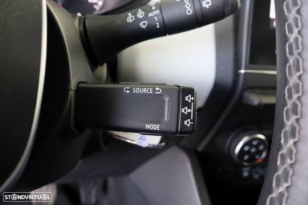 Renault Clio 1.0 TCe Evolution Bi-Fuel - 17