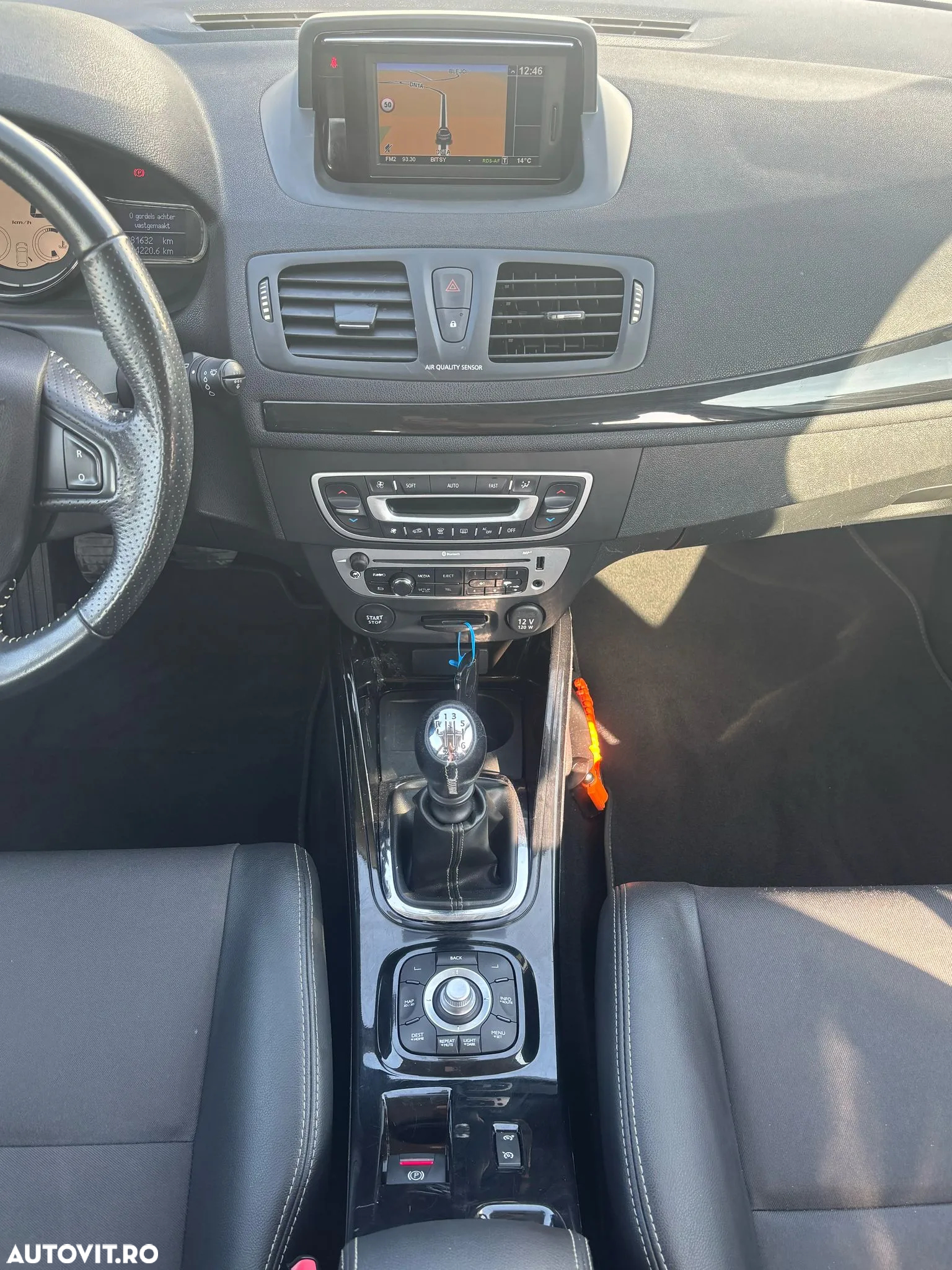 Renault Megane ENERGY dCi 110 Start & Stop Bose Edition - 14