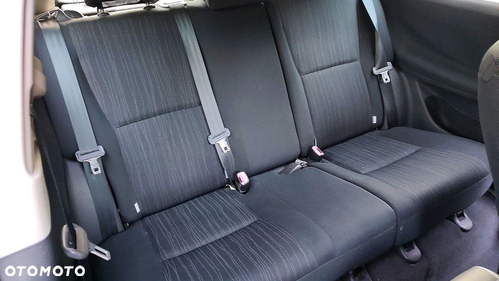 Toyota Auris 1.4 VVT-i Sol - 22