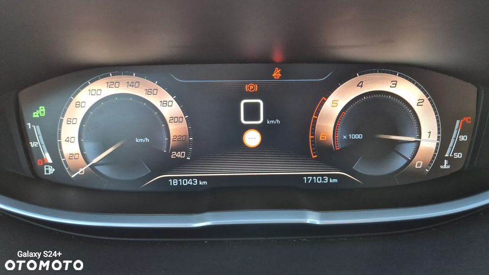 Peugeot 3008 2.0 HDi Premium - 23